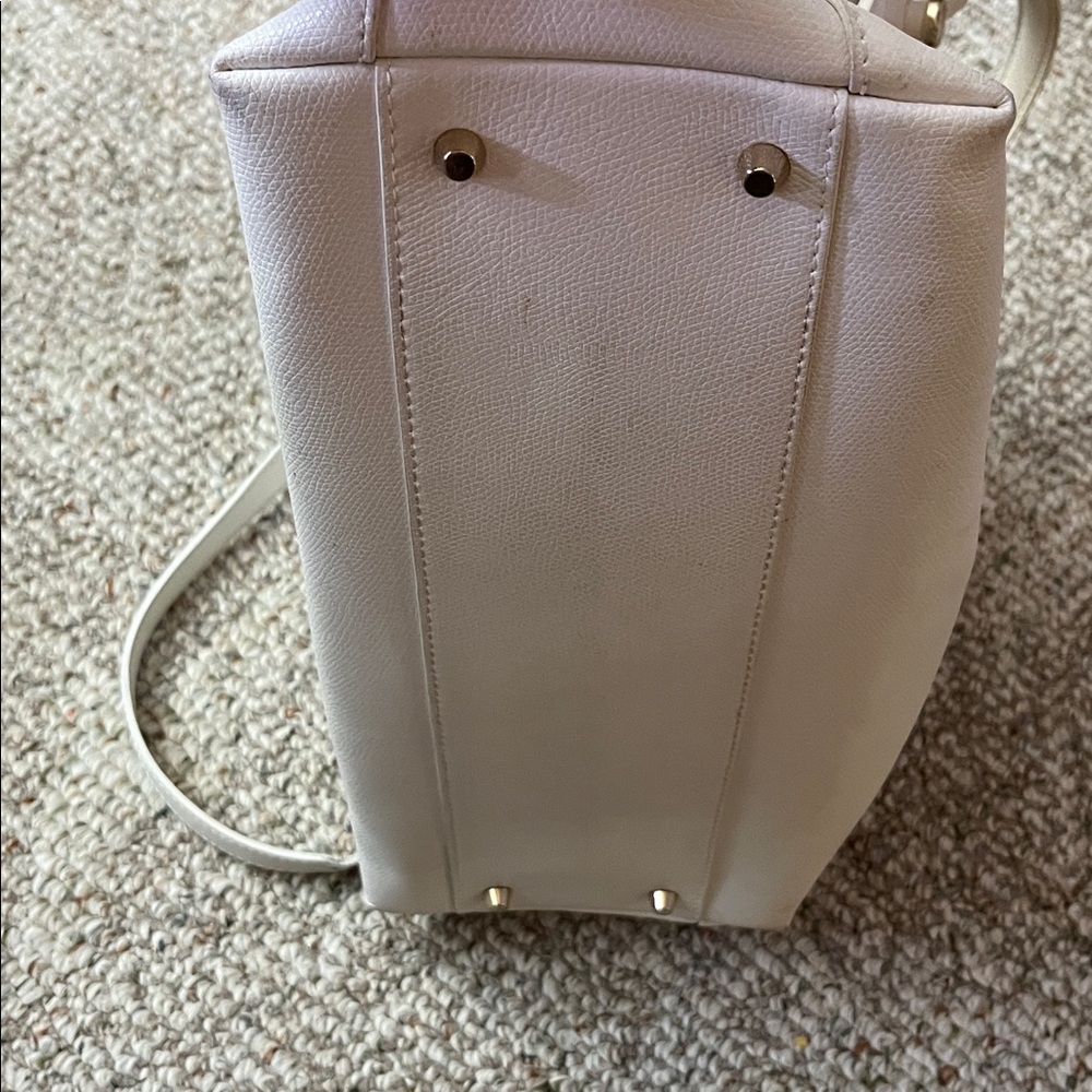 Furla Genuine Leather Elegant Cream Handbag - Picture 7 of 10